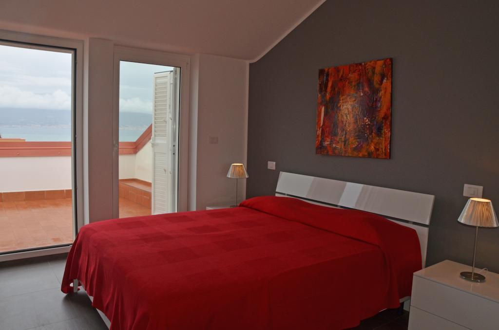 Hotel Residence Thalassa Reggio Calabria Exterior foto