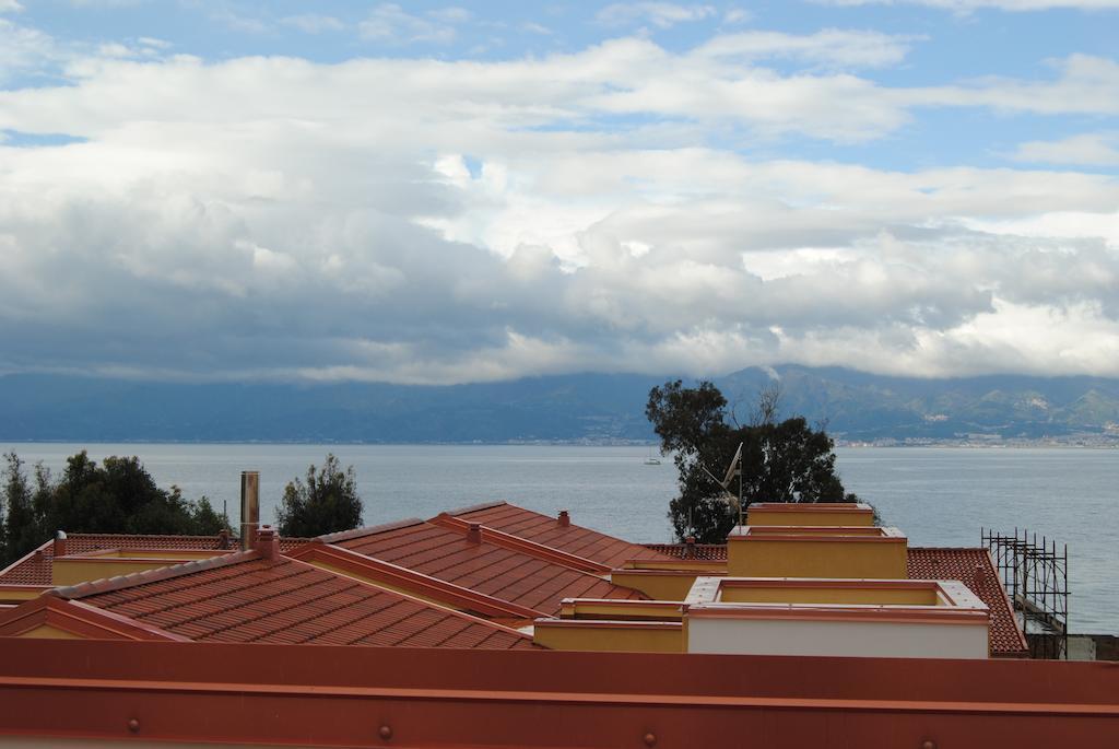 Hotel Residence Thalassa Reggio Calabria Exterior foto